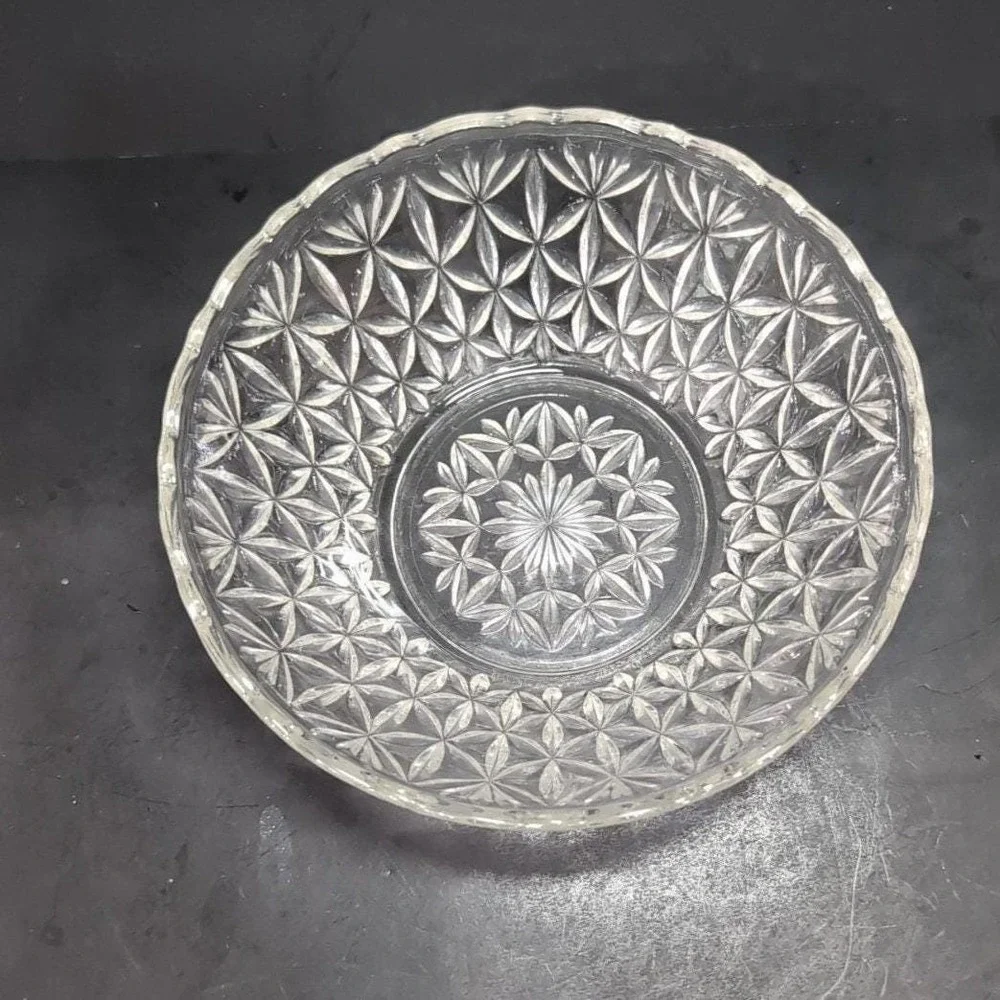 Pressed‎ Glass Petal Design Clear Serving Bowl, Replacement Vintage Glassware
